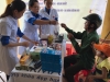 Các Y bác sỹ Đoàn Thanh niên Bệnh viện Đa khoa Thái Bình cấp, phát thuốc miễn phí cho người dân