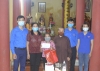 Hội Đồng đội huyện Hưng Hà tặng quà cho thiếu nhi có hoàn cảnh khó khăn nhân kỷ niệm 80 năm Ngày thành lập Đội