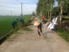 Đoàn Thanh niên xã Tân Hòa nạo vét kênh mương, cắt cỏ ven đường, tạo cảnh quan sạch đẹp
