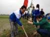 Đoàn Thanh niên Hưng Hà tham gia trồng cây tại khu xử lý rác thải. Ảnh tư liệu: Ngọc Mai